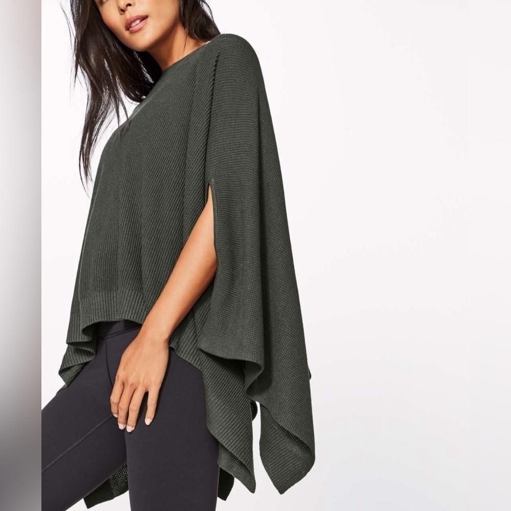 LULULEMON Sz O/S Forward Flaw Cape Olive Green Wrap Flowy Soft Poncho